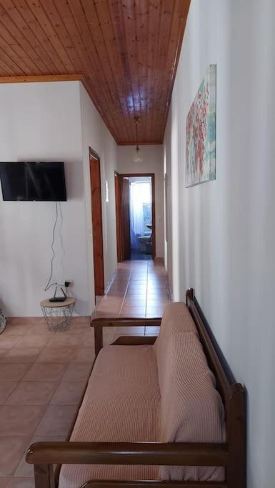Colorful 2-Bedroom House In גאיוס מראה חיצוני תמונה